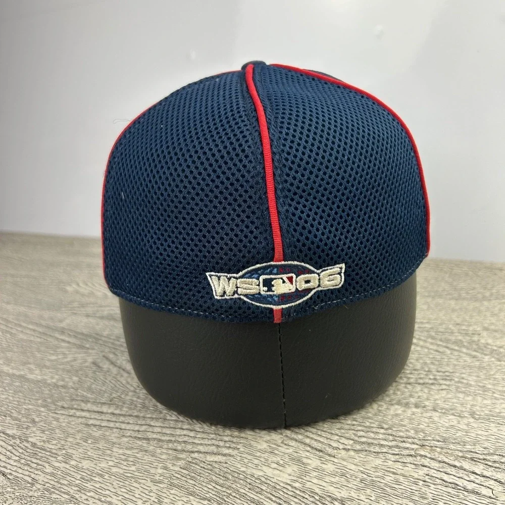 Vintage 2006 Detroit Tigers Hat Cap Fitted One Size Gray League‎ Champions Adult